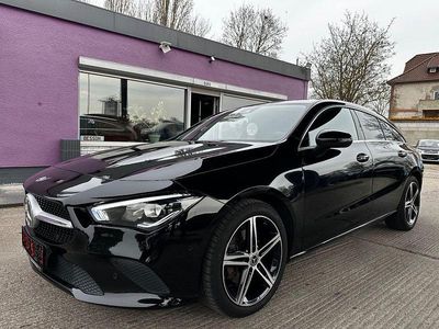 Gebraucht Mercedes CLA200 Shooting Brake 150 PS (110 kW) 2020 Schwarz Kombi