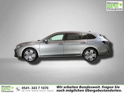 Second-hand VW Passat R-line 265 CP (194 kW) 2026 Gri Break