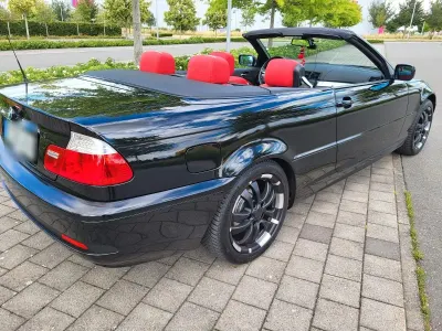 Gebraucht BMW 318 Cabriolet Sport Line 143 PS (105 kW) 2003 Schwarz Cabrio