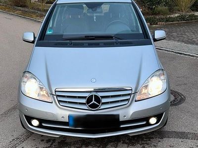 Gebraucht Mercedes A170 Elegance 116 PS (85 kW) 2009 Silber Limousine