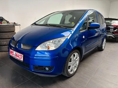 Occasion Mitsubishi Colt 75 PK (55 kW) 2006 Blauw Hatchback