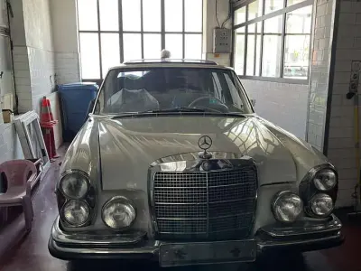 Brugt Mercedes 300 177 HK (130 kW) 1970