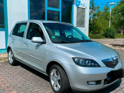 Gebraucht Mazda 2 80 PS (58 kW) 2006 Silber Kleinwagen