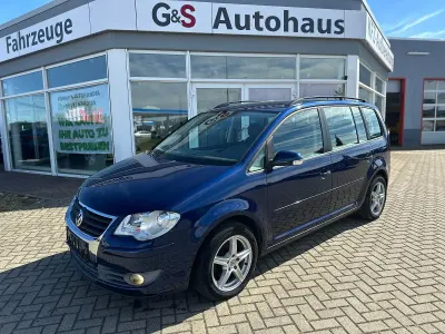 Gebraucht VW Touran Trendline 140 PS (102 kW) 2009 Blau Van / Kleinbus