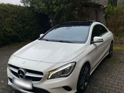 Używany Mercedes CLA200 Urban 156 KM (114 kW) 2016 Biały Coupe