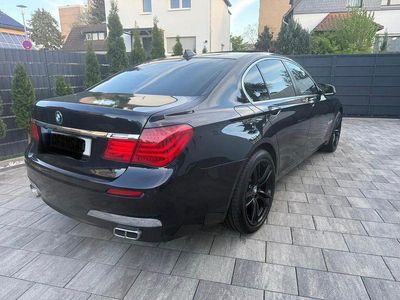 Gebraucht BMW 730 M Sport 245 PS (180 kW) 2009 Schwarz Limousine
