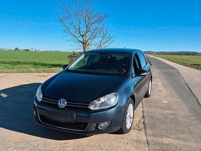 Gebraucht VW Golf VI Style 105 PS (77 kW) 2012 Blau Kleinwagen
