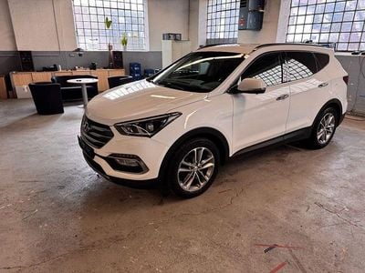 Gebraucht Hyundai Santa Fe Premium 200 PS (147 kW) 2018 Weiß SUV