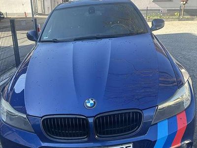 Gebraucht BMW 318 143 PS (105 kW) 2009 Blau Limousine