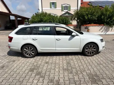 Gebraucht Skoda Octavia Ambition 150 PS (110 kW) 2015 Weiß Kombi