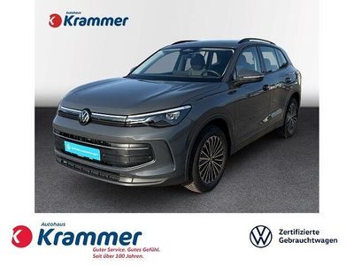 Grau Gebraucht 2024 VW Tiguan IQ Drive SUV | 40.470 € (Fairer Preis)