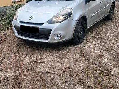 Second-hand Renault Clio GrandTour 2010 Argintiu Break