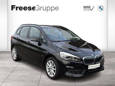 BMW 225