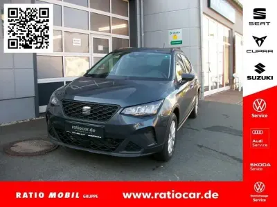 Neu Seat Arona 116 PS (85 kW) 2026 Magnetic grau/midnight schwarz SUV