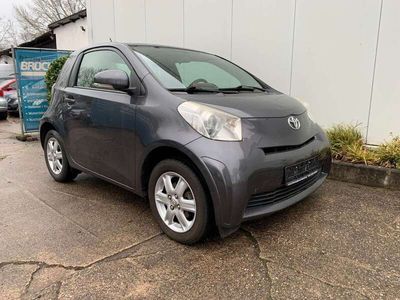 Toyota iQ