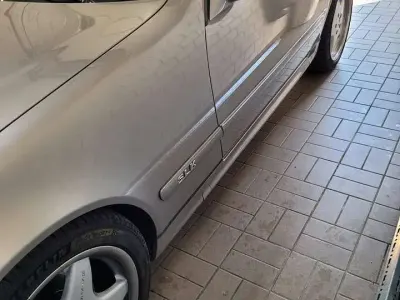 Gebraucht Mercedes SLK320 218 PS (160 kW) 2002 Cubanit silber metallic Cabrio
