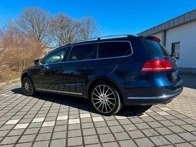 Gebraucht VW Passat Highline 143 PS (105 kW) 2011 Blau Kombi