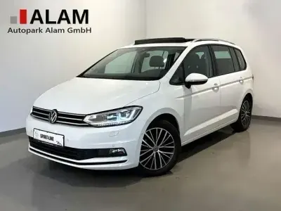 Gebraucht VW Touran Comfortline 150 PS (110 kW) 2023 Weiß Van / Kleinbus