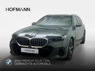 Usata BMW 530e M Sport 374 CV (275 kW) 2025 Verde Station wagon