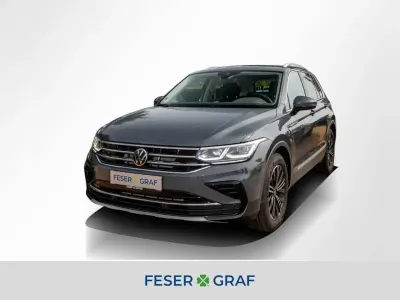 Gebraucht VW Tiguan Elegance 150 PS (110 kW) 2023 Delfingrau metallic SUV