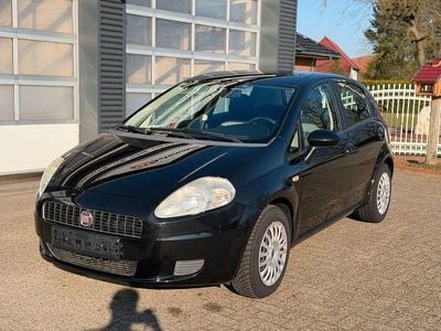 Gebraucht Fiat Grande Punto 77 PS (56 kW) 2008 Schwarz Kleinwagen