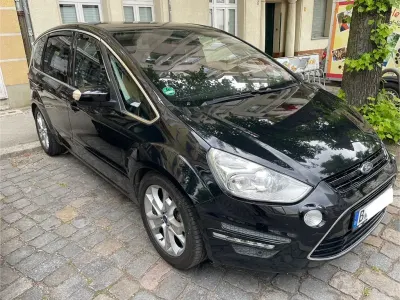 Gebraucht Ford S-MAX Titanium X 203 PS (149 kW) 2011 Schwarz Van / Kleinbus