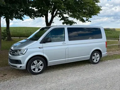Gebraucht VW Multivan 150 PS (110 kW) 2018 Silber Van / Kleinbus