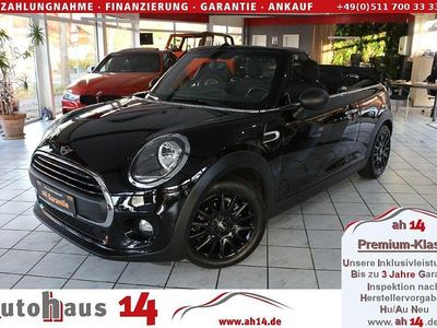 Gebraucht Mini One Cabriolet 102 PS (75 kW) 2019 Midnight black metallic Cabrio