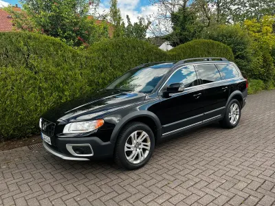Używany Volvo XC70 163 KM (119 kW) 2013 Czarny Kombi