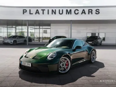 Neu Porsche 911 GT3 510 PS (375 kW) 2025 Grün Coupé