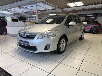 Platinsilber metallic Gebraucht 2012 Toyota Auris Hybrid Life Limousine | 7.950 € (Guter Preis)