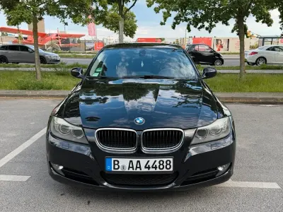 Gebraucht BMW 320 177 PS (130 kW) 2010 Schwarz Limousine