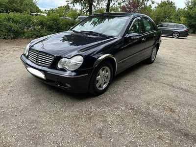 Mercedes C180