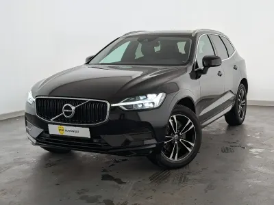 Gebraucht Volvo XC60 Momentum 190 PS (139 kW) 2020 Onyx black SUV