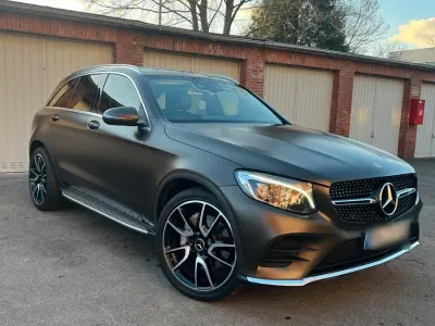 Używany Mercedes GLC250 AMG line 204 KM (150 kW) 2017 Brązowy SUV