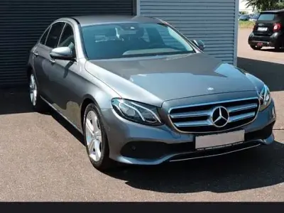 Gebraucht Mercedes E200 184 PS (135 kW) 2016 Grau Limousine