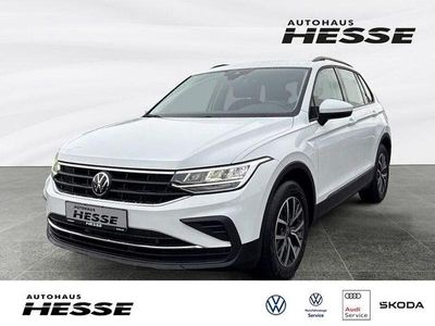 Gebraucht VW Tiguan Life 150 PS (110 kW) 2022 Weiß SUV