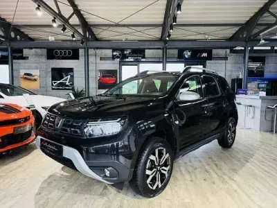 Używany Dacia Duster Prestige 116 KM (85 kW) 2022 Czarny SUV