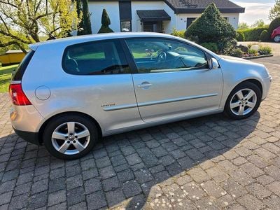Second-hand VW Golf V United 80 CP (58 kW) 2007 Argintiu Hatchback