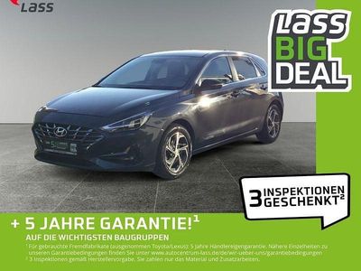 Gebraucht Hyundai i30 Select 120 PS (88 kW) 2024 Dark knight / mic Limousine
