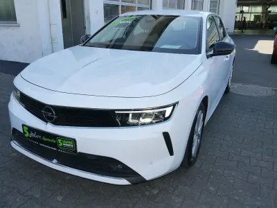 Gebraucht Opel Astra Enjoy 110 PS (80 kW) 2023 Arktis weiss Kleinwagen