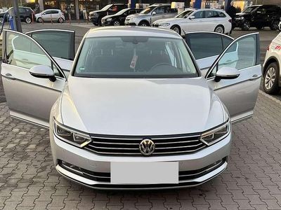 Gebraucht VW Passat Comfortline 150 PS (110 kW) 2015 Grau Limousine
