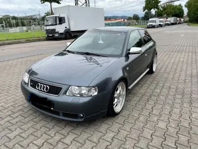 Gebraucht Audi S3 Sport 224 PS (164 kW) 2002 Grau Kleinwagen