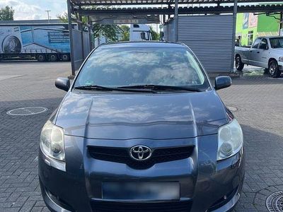 Gebraucht Toyota Auris Executive 124 PS (91 kW) 2007 Grau Kleinwagen