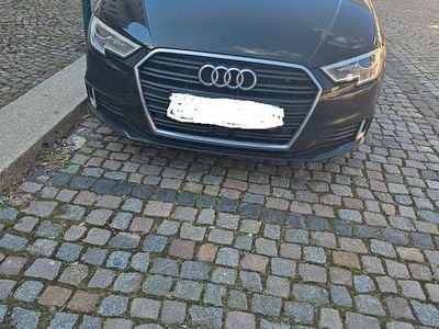 Gebraucht Audi A3 Sport 116 PS (85 kW) 2018 Schwarz Limousine