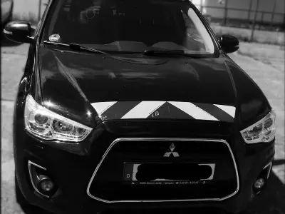 Gebraucht Mitsubishi ASX Instyle 150 PS (110 kW) 2014 Schwarz SUV