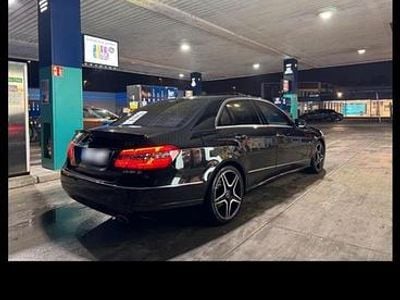 Usata Mercedes E350 265 CV (194 kW) 2010 Nero Berlina