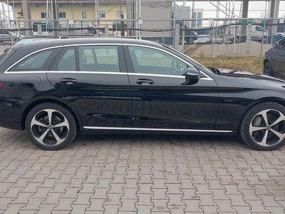 Schwarz Gebraucht 2020 Mercedes C300e Limousine | 16.900 € (Fairer Preis)