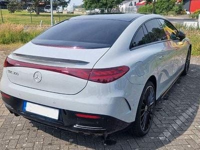 Mercedes EQE300