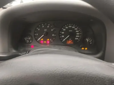Używany Opel Astra 101 KM (74 kW) 2000 Szary Sedan/Limuzyna